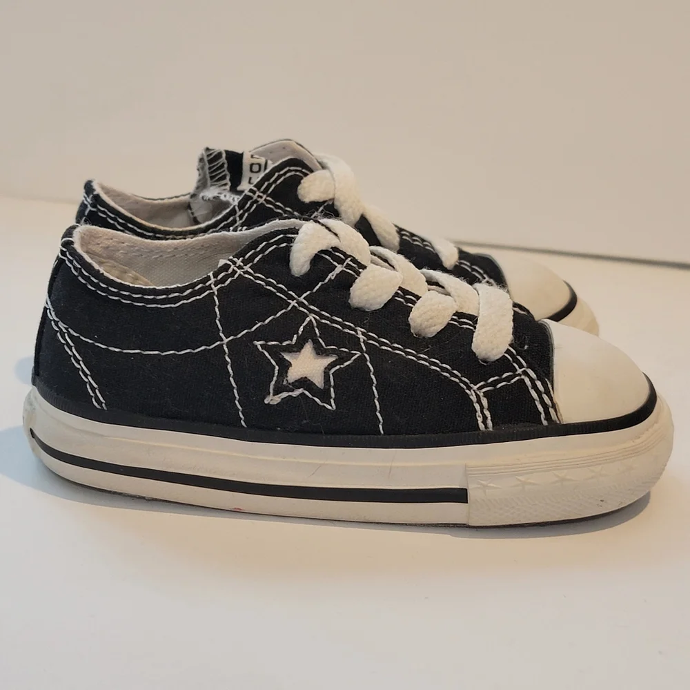 RARE Converse One Star Vintage canvas Black 90's  Size 5 kids youth baby toddler
